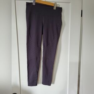 Champion Leggings Size medium (28)